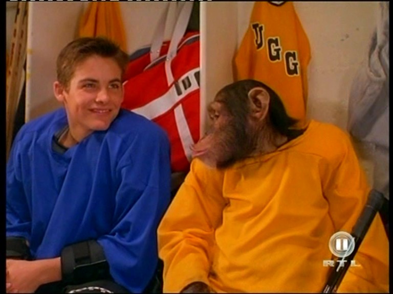 Kevin Zegers in MVP: Most Valuable Primate