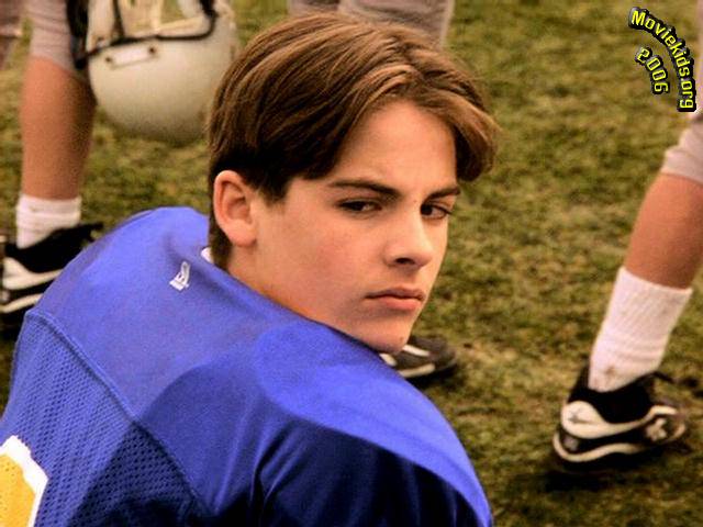 Kevin Zegers in Air Bud: Golden Receiver