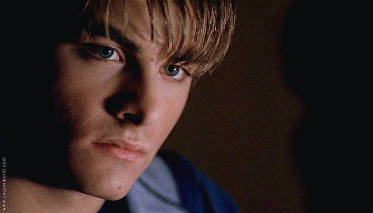 Kevin Zegers in Fear of the Dark