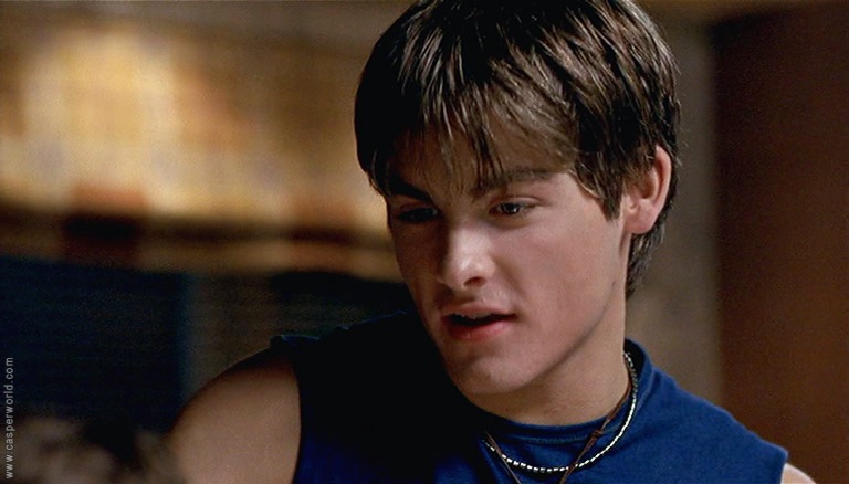Kevin Zegers in Fear of the Dark