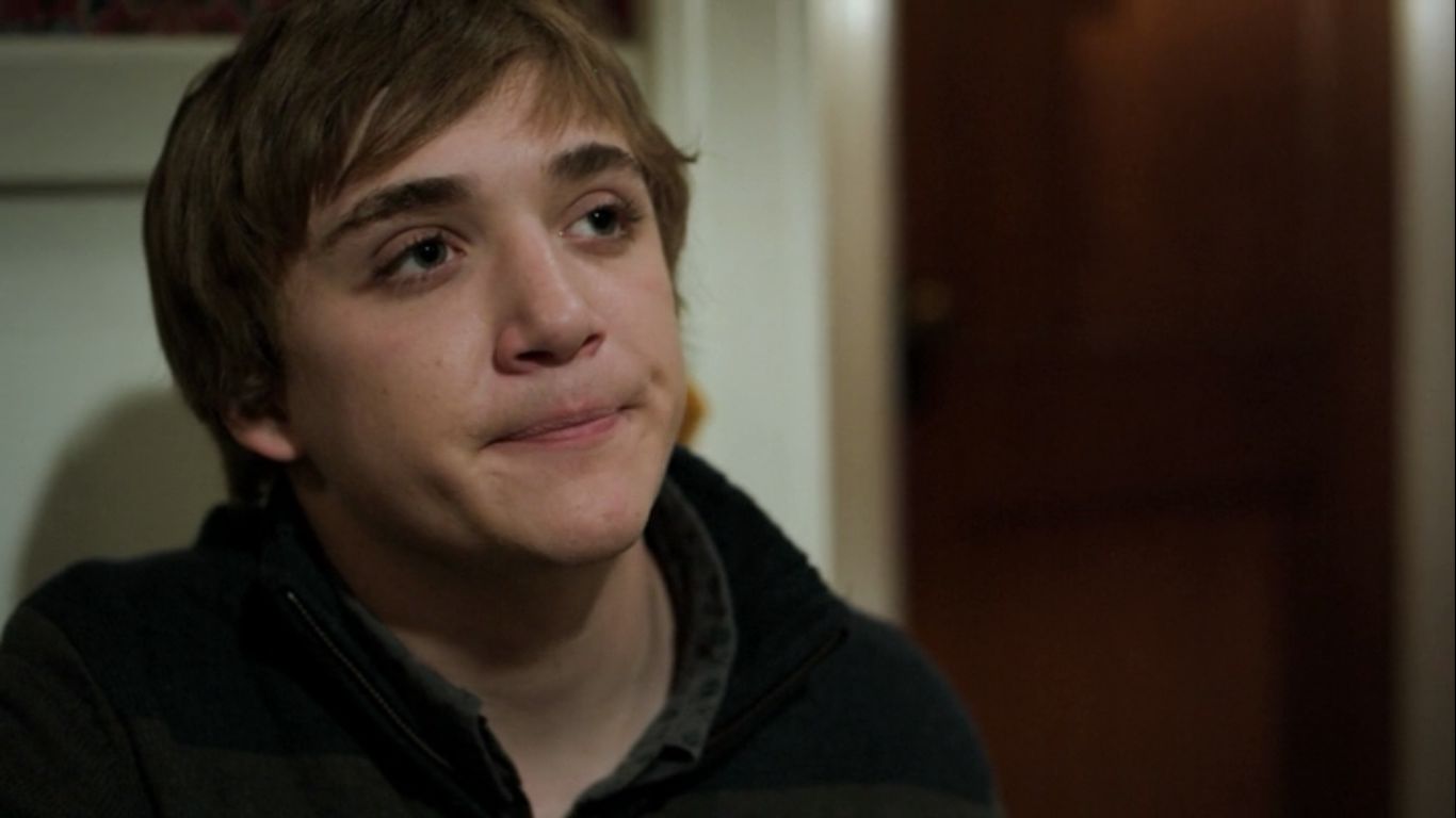 Kyle Gallner in Cherry