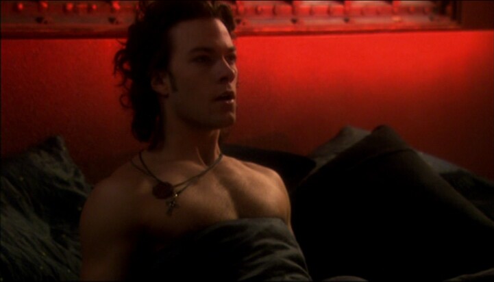 Kyle Schmid in Blood Ties