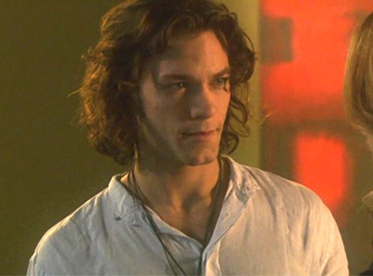 Kyle Schmid in Blood Ties