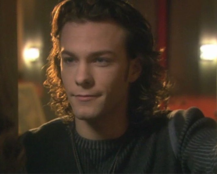 Kyle Schmid in Blood Ties