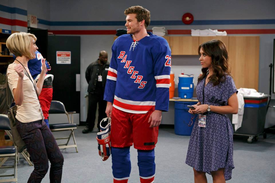 Lacey Chabert in Baby Daddy (Season 2)