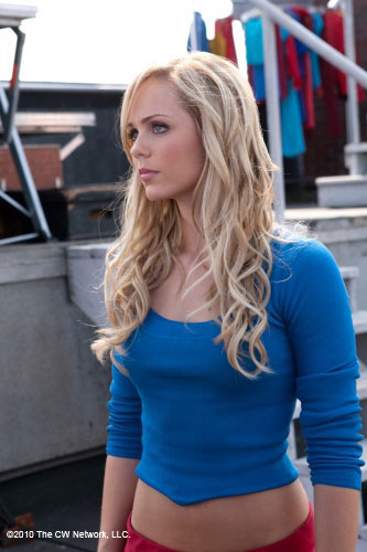 Laura Vandervoort in Smallville
