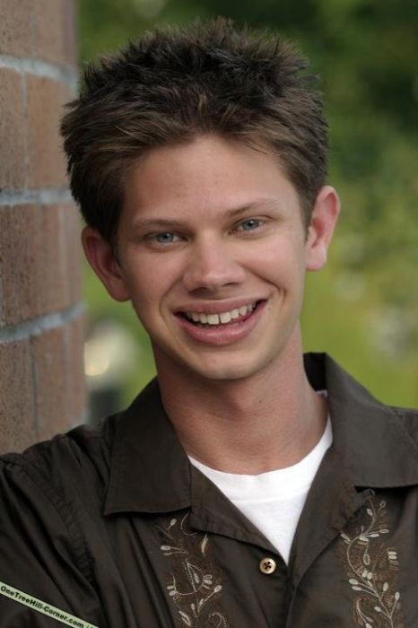 General photo of Lee Norris