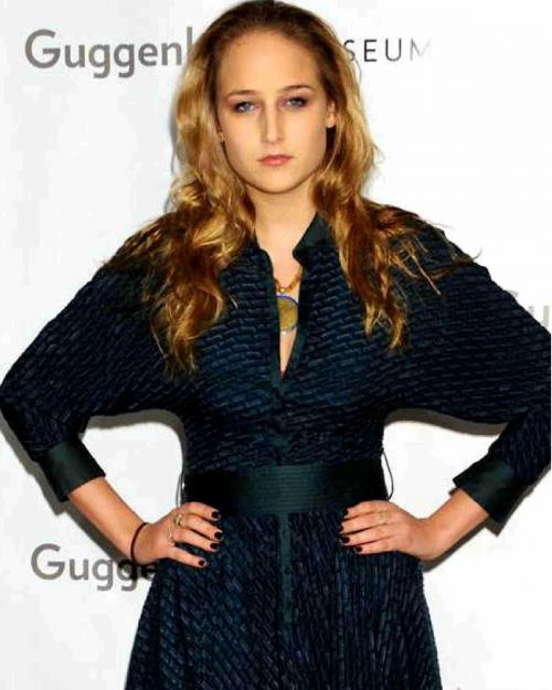 General photo of Leelee Sobieski