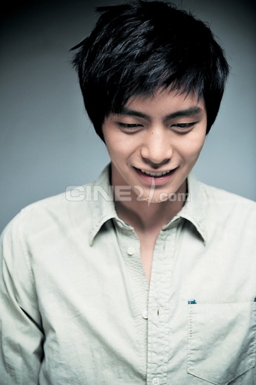 General photo of Lee Min-Ki