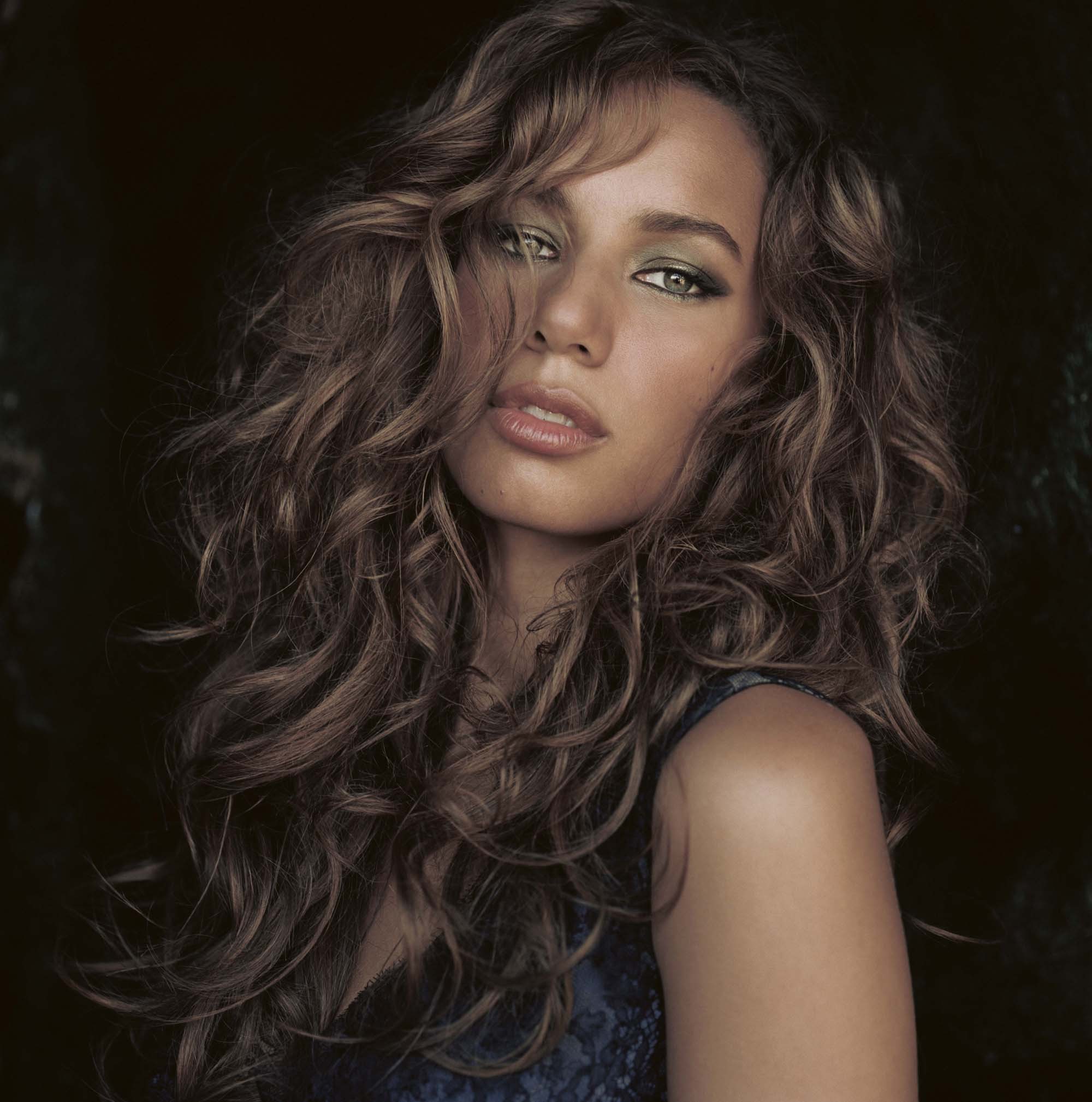 General photo of Leona Lewis