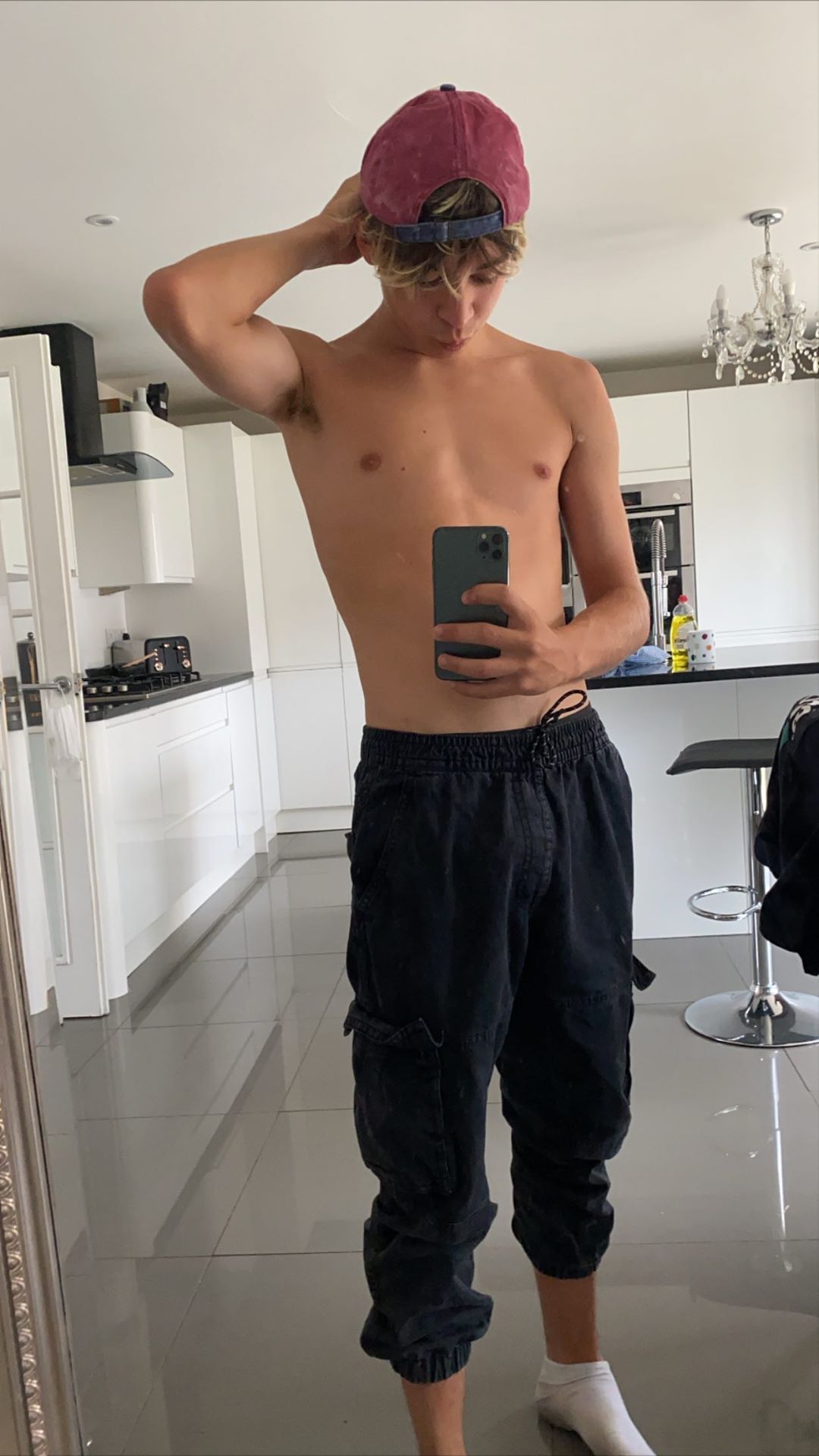 Leondre devries nudes ❤️ Best adult photos at footjob.pics