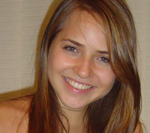 General photo of Letícia Colin