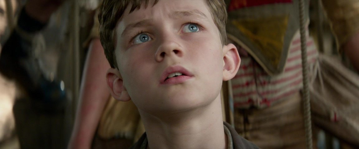 Levi Miller in Pan