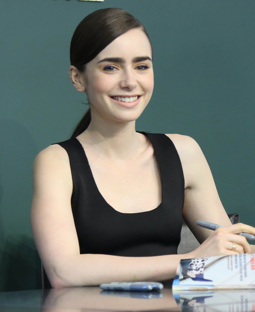 General photo of Lily Collins