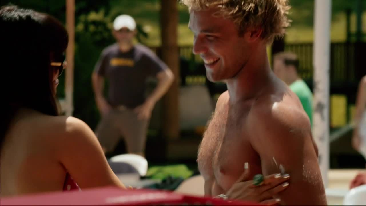 Lincoln Lewis in SLiDE