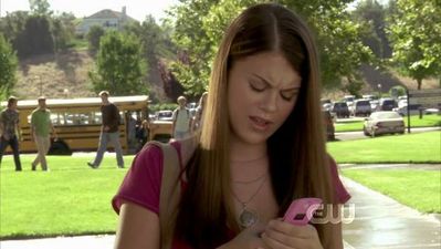 Lindsey Shaw in Aliens in America