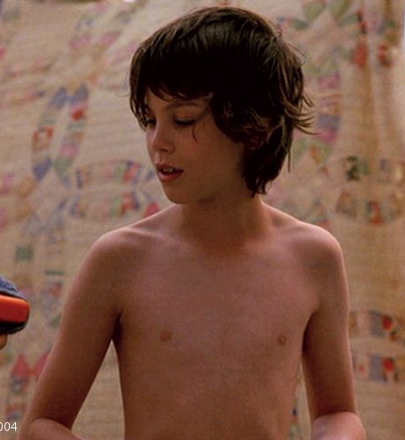 Picture of Logan Lerman in A Painted House - llerman10.jpg | Teen Idols 4  You