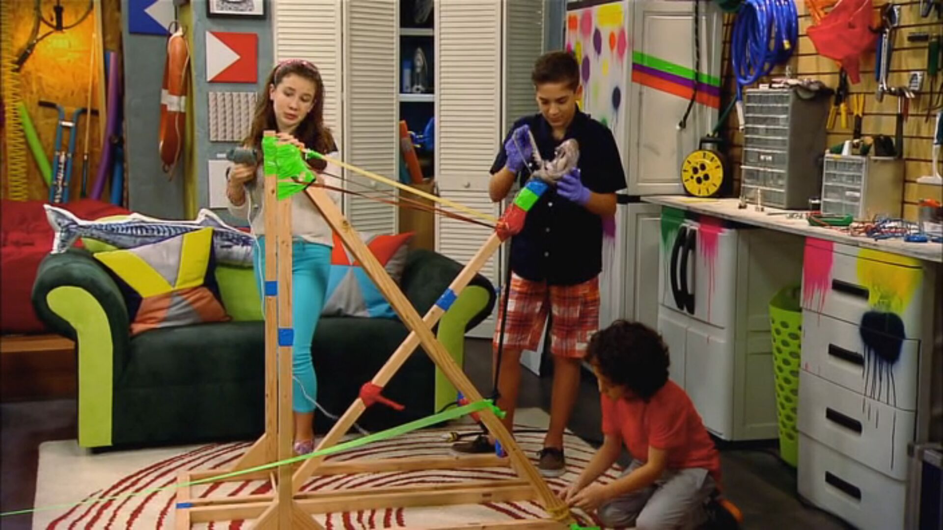 Louis Tomeo in Every Witch Way (Season 3)