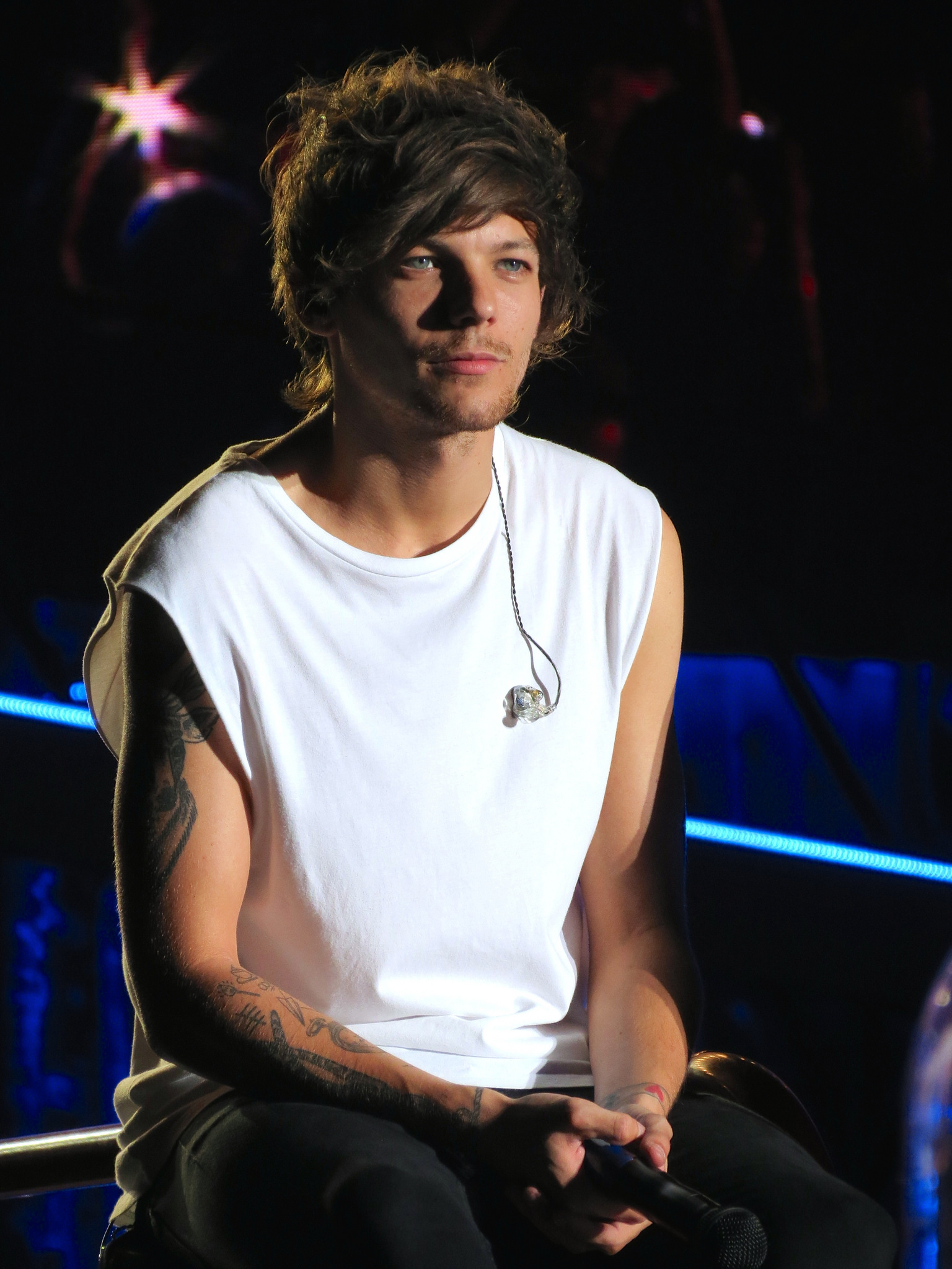 General photo of Louis Tomlinson. 