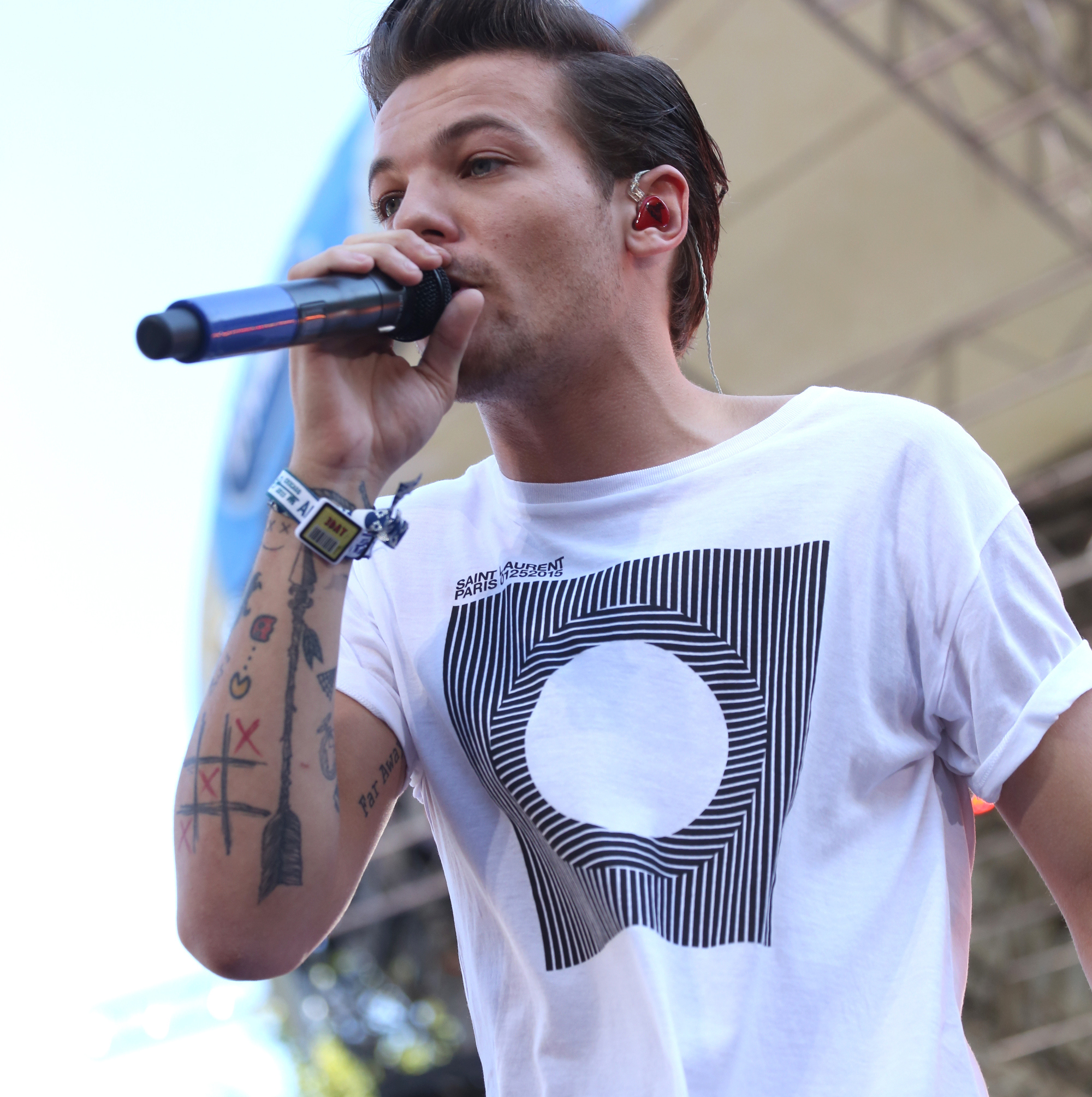 General photo of Louis Tomlinson