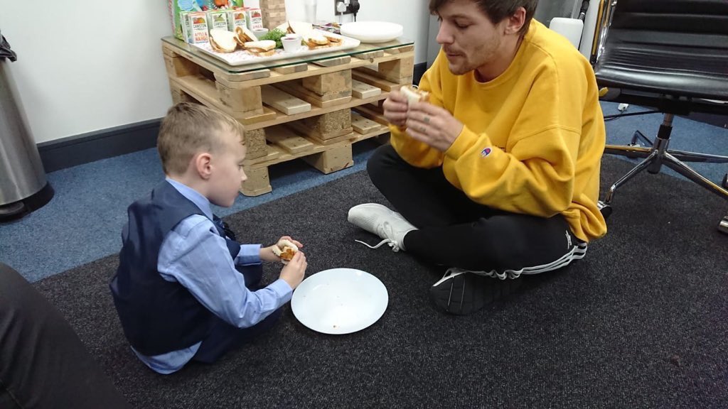 General photo of Louis Tomlinson