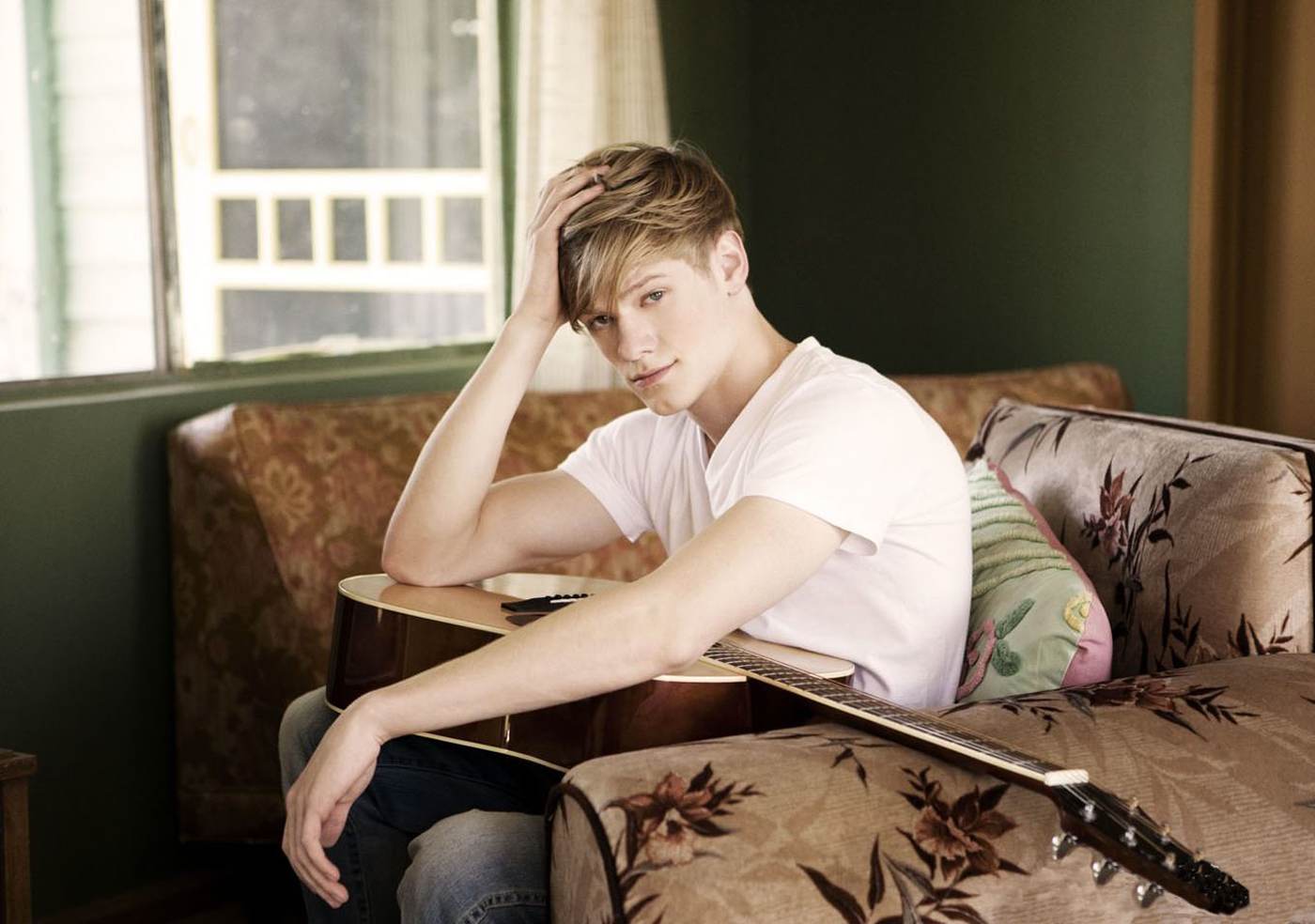 General photo of Lucas Till