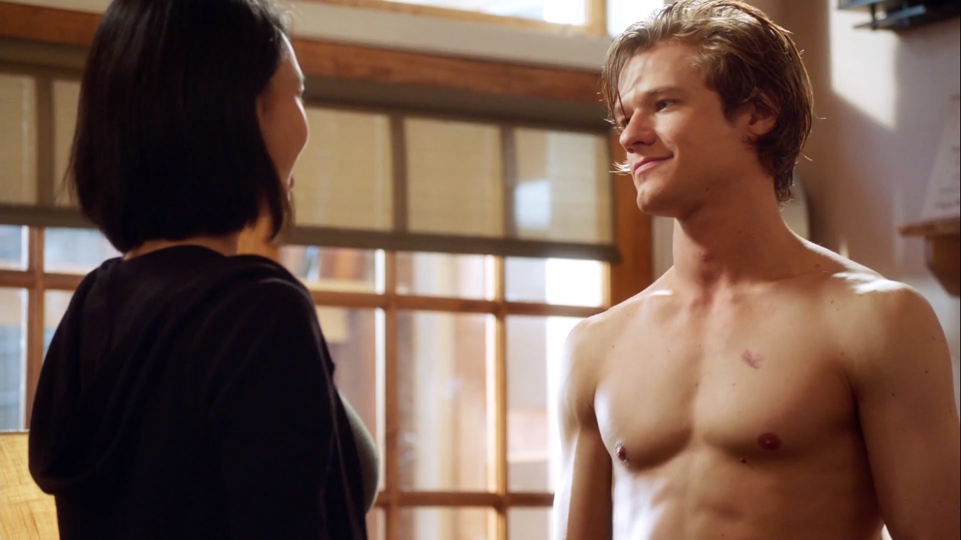 Lucas Till in MacGyver