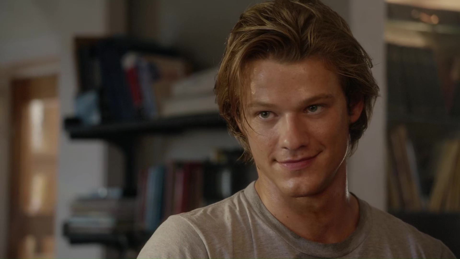 Lucas Till in MacGyver