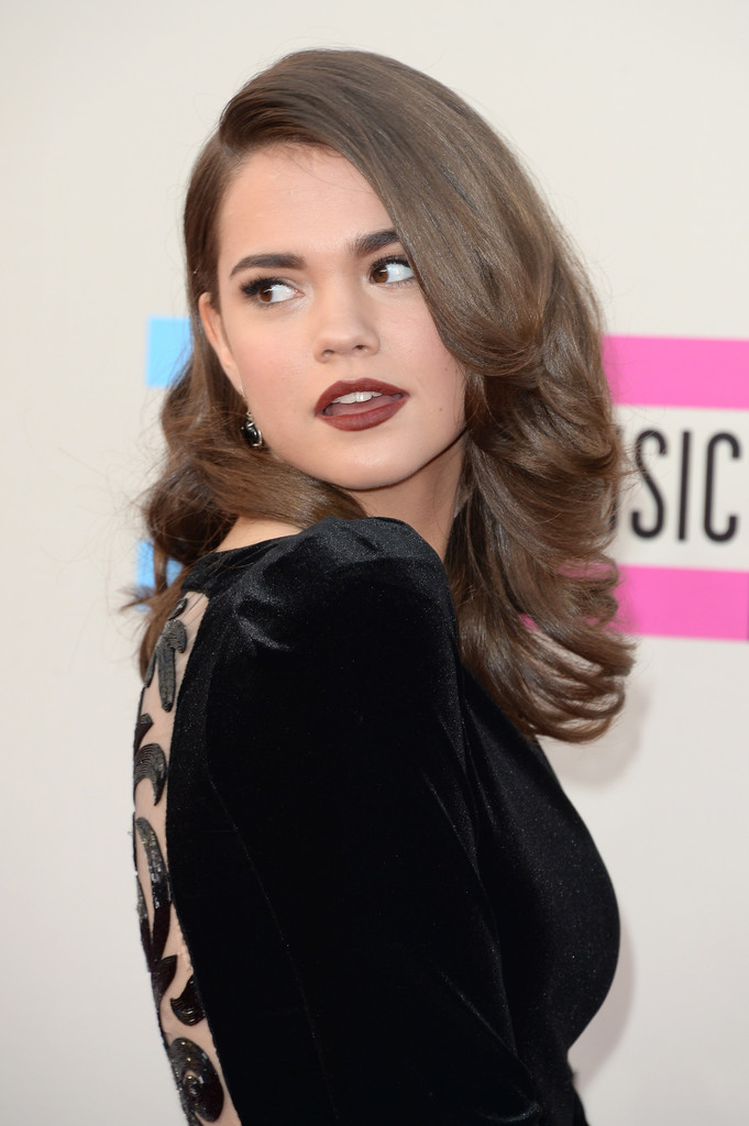 Maia Mitchell in American Music Awards 2013