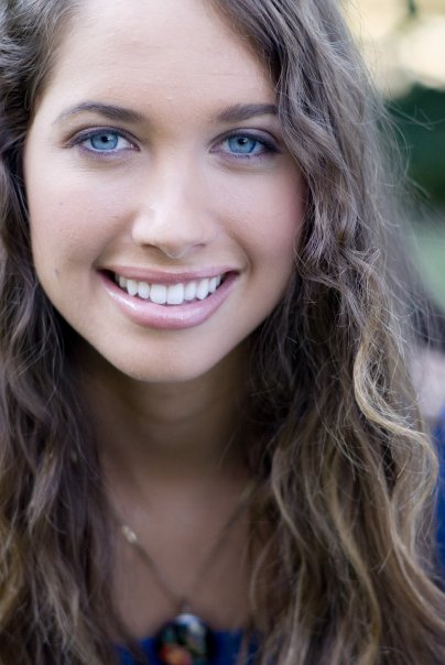 General photo of Maiara Walsh