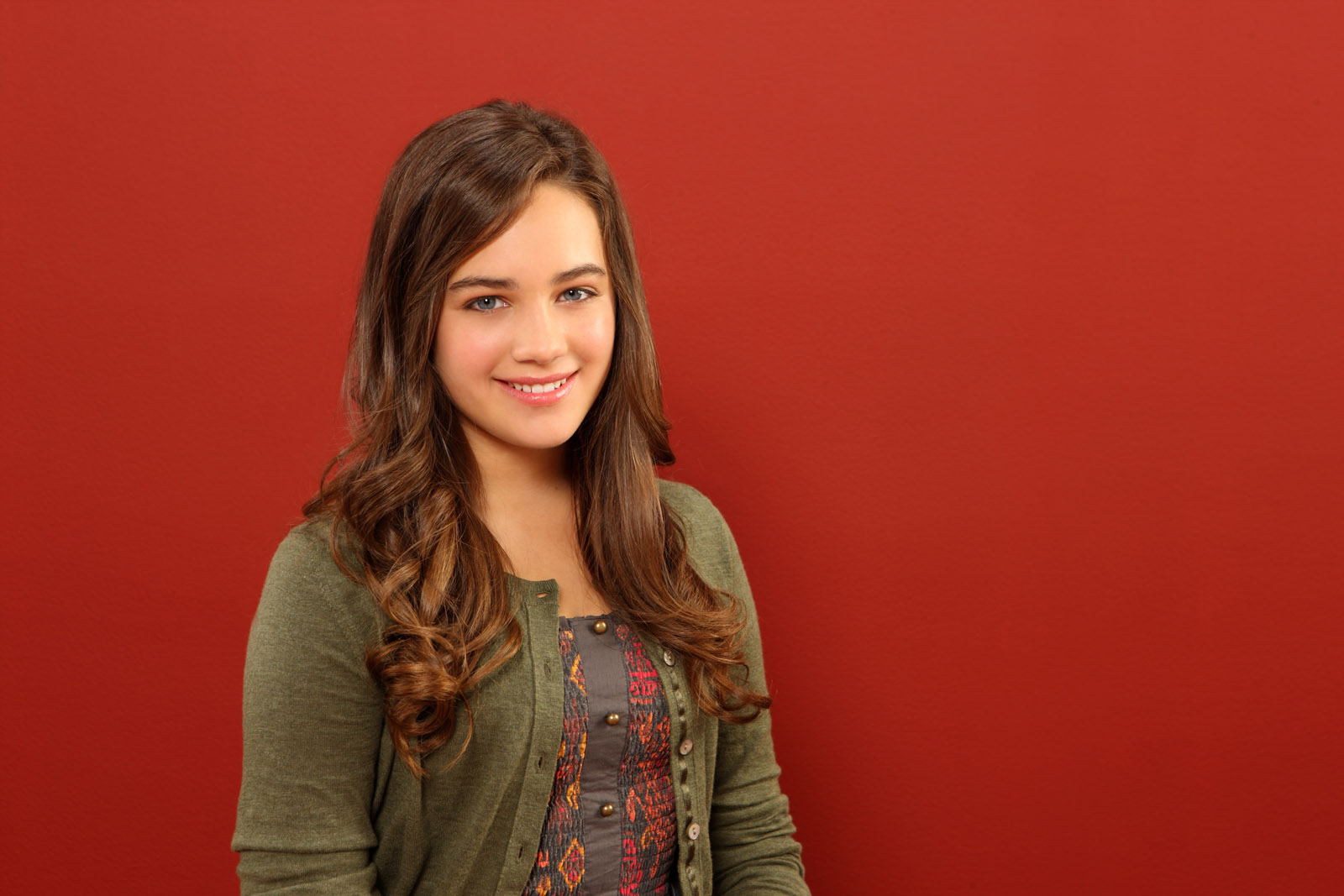 Mary Mouser in Body of Proof