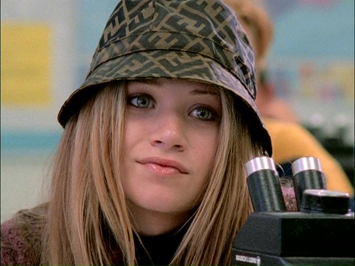 Mary-Kate Olsen in Holiday in the Sun