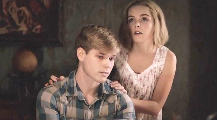 Mason Dye in Flowers in the Attic