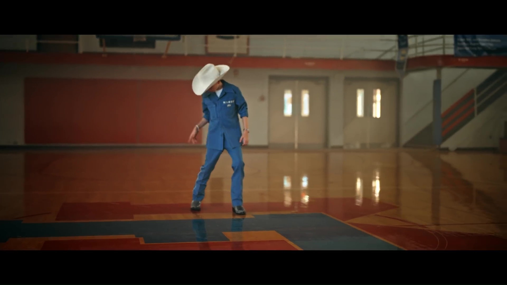 Mason Ramsey in Music Video: Twang