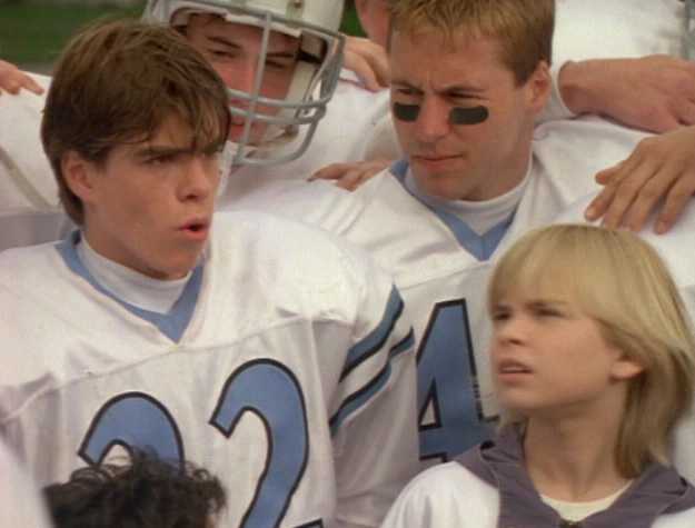 Picture of Matthew Lawrence in Angels in the Endzone ...