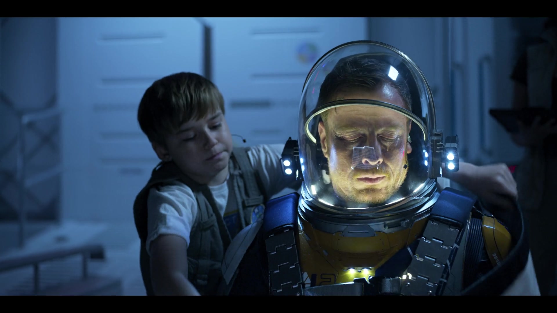 Max Jenkins in Lost in Space - Netflix