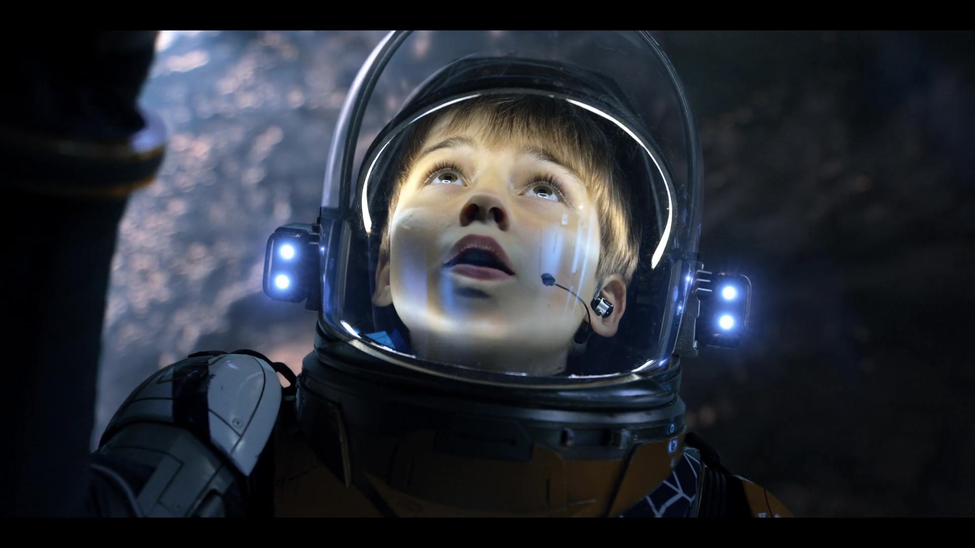 Max Jenkins in Lost in Space - Netflix