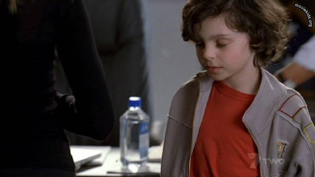 Max Burkholder in Brothers & Sisters, episode: All in the Family