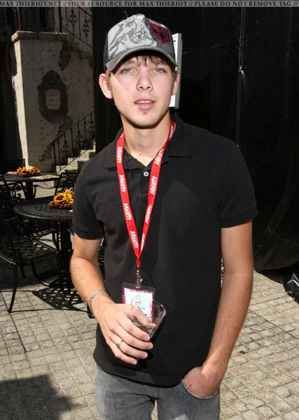 General photo of Max Thieriot