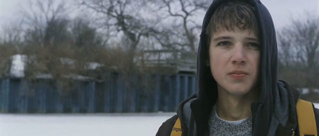Max Thieriot in Jumper