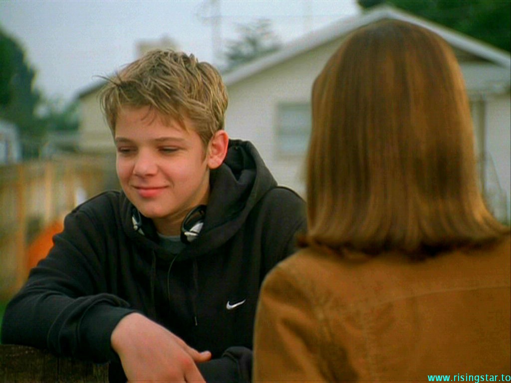 Max Thieriot in Catch That Kid