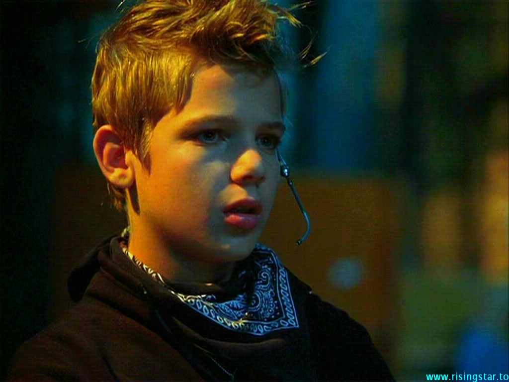 Max Thieriot in Catch That Kid