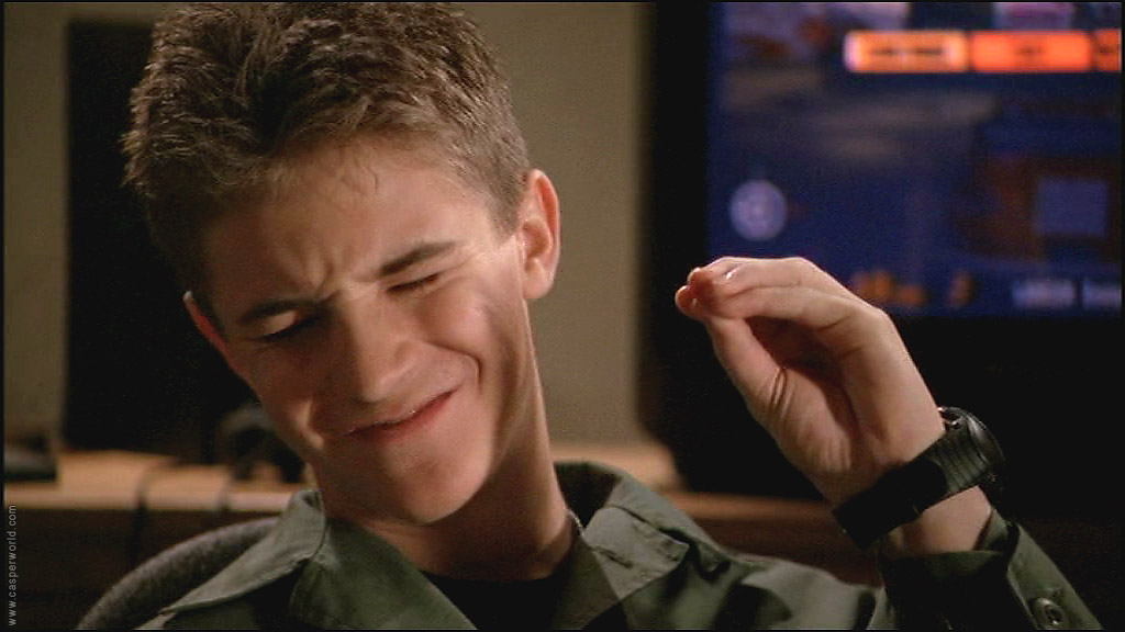 Michael Welch in Stargate SG-1. 