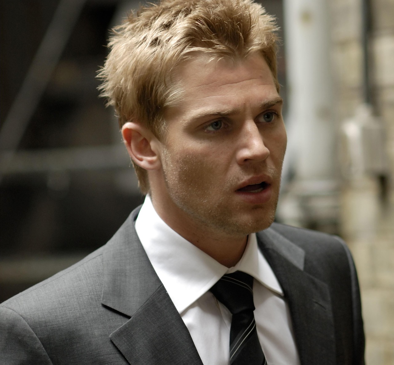 General photo of Mike Vogel