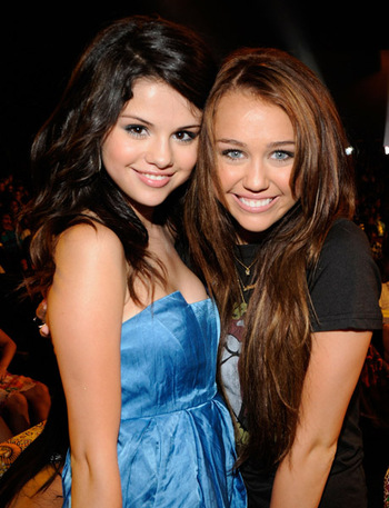 Miley Cyrus in Teen Choice Awards 2008