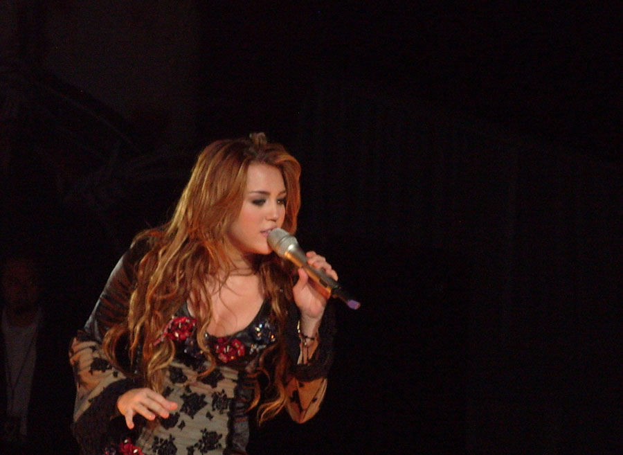 Miley Cyrus in Gypsy Heart Tour