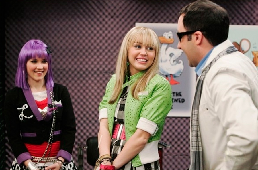 Miley Cyrus in Hannah Montana (Season 3)