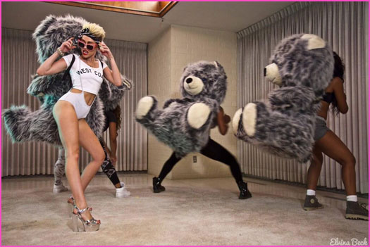 Miley Cyrus in Music Video: We Can't Stop
