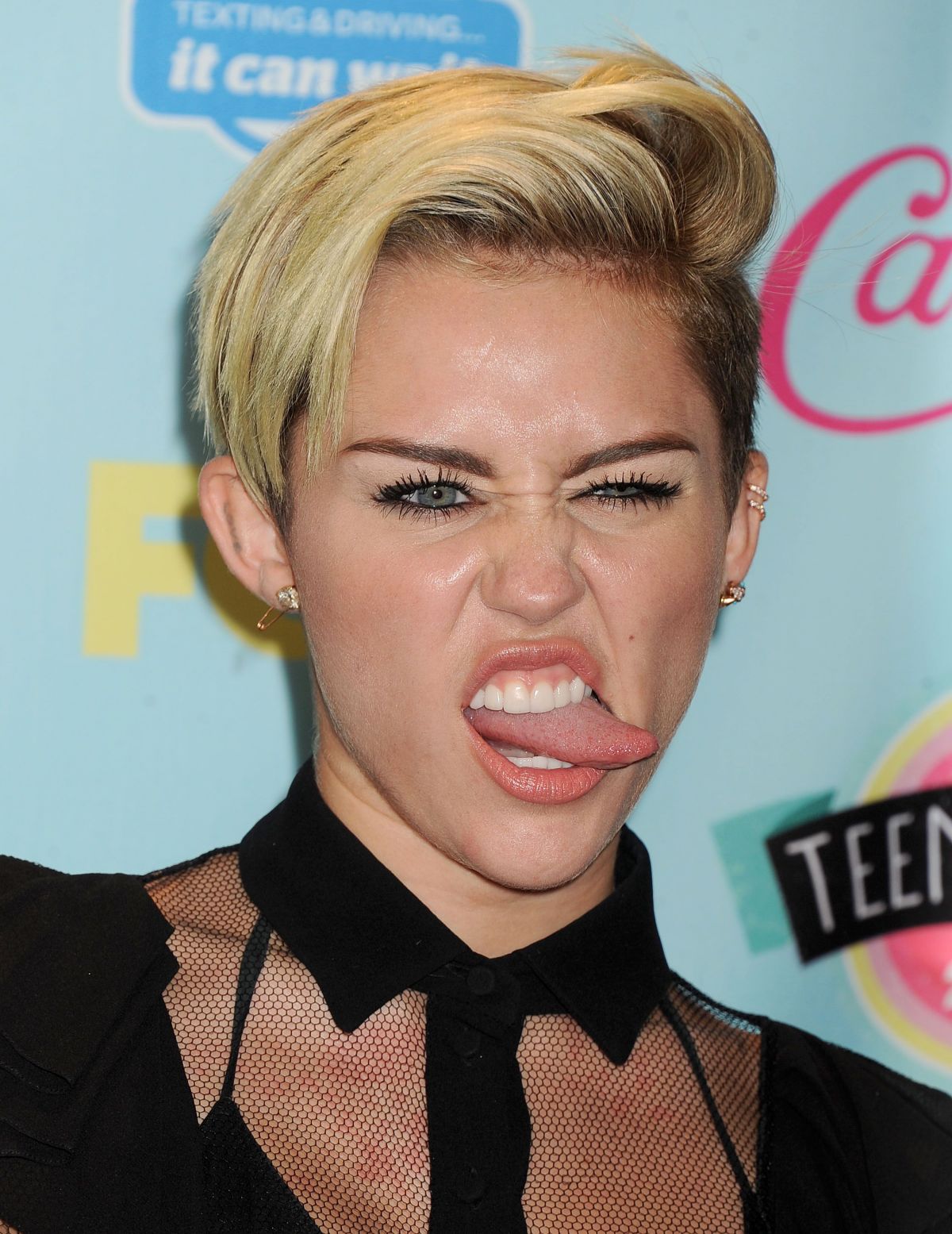 Miley Cyrus in Teen Choice Awards 2013