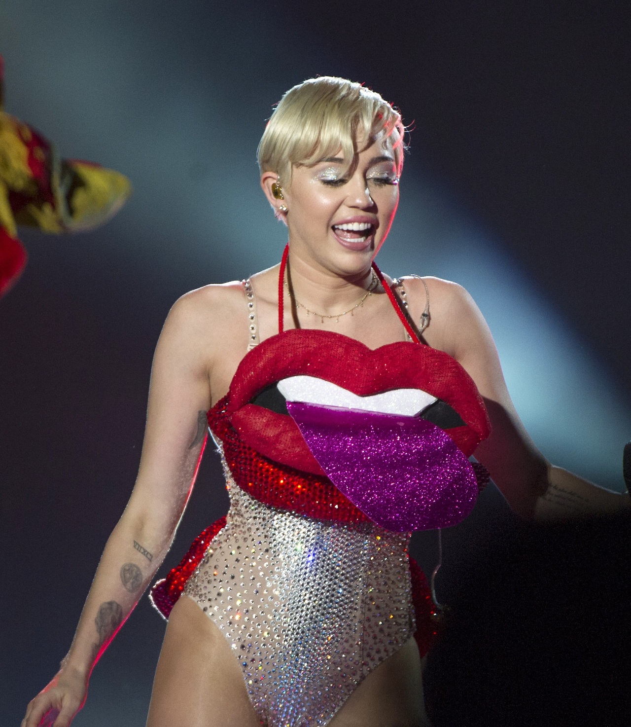 Miley Cyrus in The Bangerz Tour